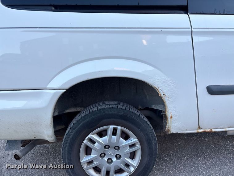 image for item ET4683 2007 Dodge Grand Caravan  van