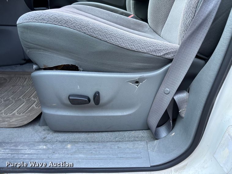 image for item ET4683 2007 Dodge Grand Caravan  van