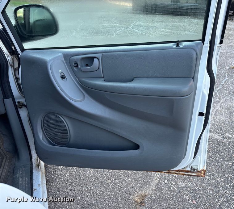 image for item ET4683 2007 Dodge Grand Caravan  van