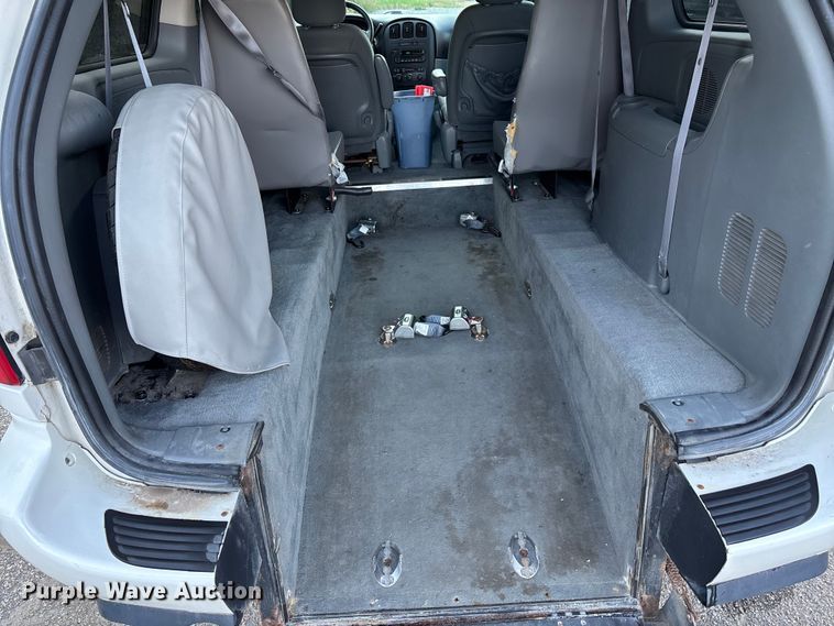 image for item ET4683 2007 Dodge Grand Caravan  van