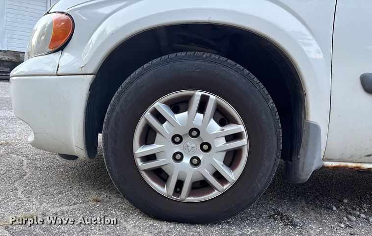image for item ET4683 2007 Dodge Grand Caravan  van