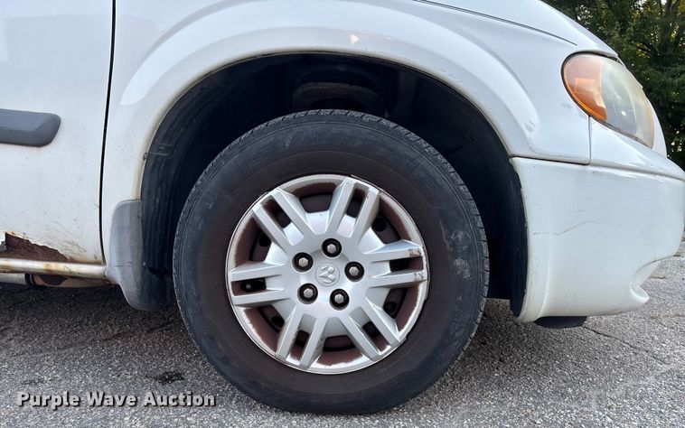 image for item ET4683 2007 Dodge Grand Caravan  van