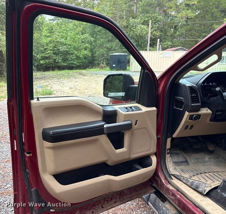 image for item ET7069 2018 Ford F150 SuperCab pickup truck