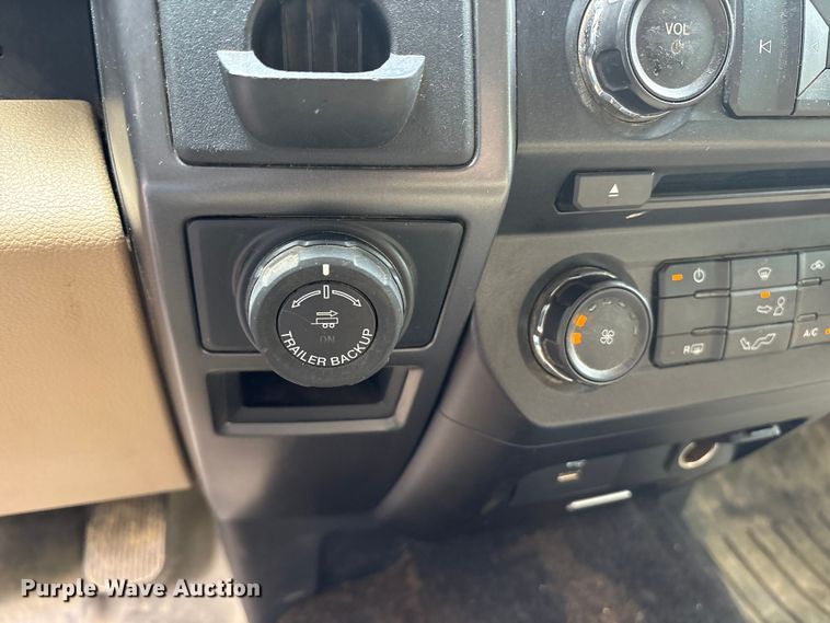 image for item ET7069 2018 Ford F150 SuperCab pickup truck