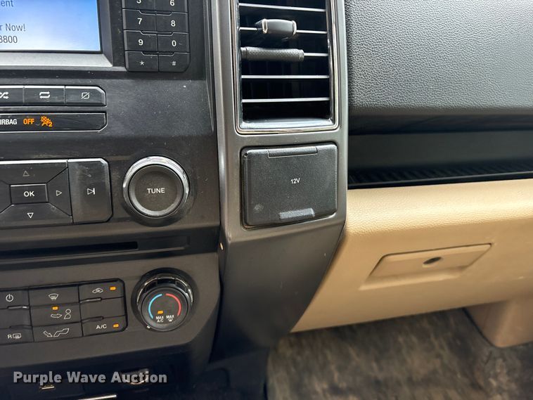 image for item ET7069 2018 Ford F150 SuperCab pickup truck