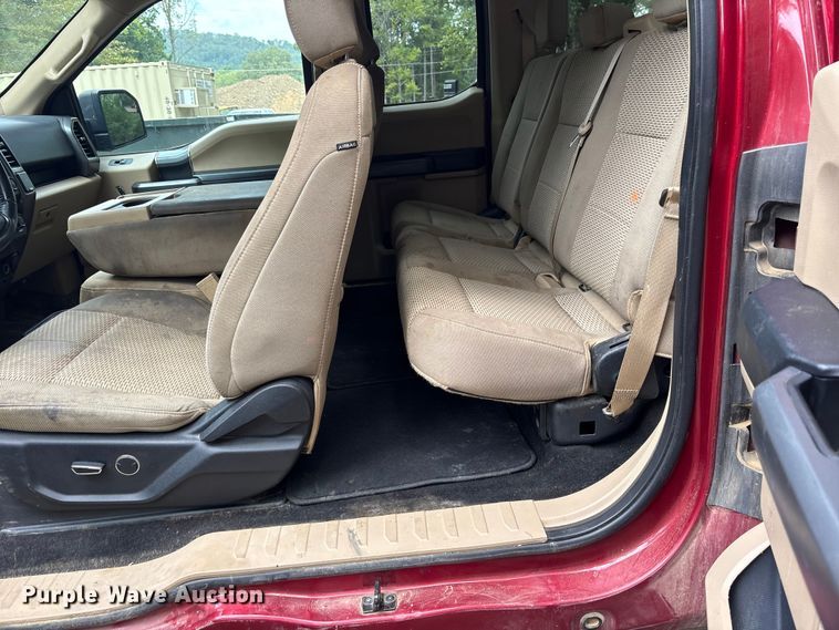 image for item ET7069 2018 Ford F150 SuperCab pickup truck