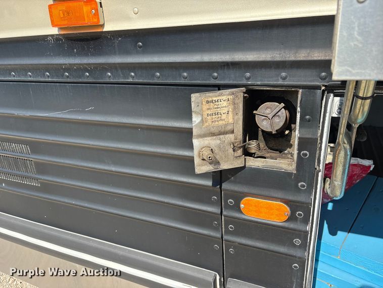 image for item ET7071 1996 Prevost Xl Coach coach bus