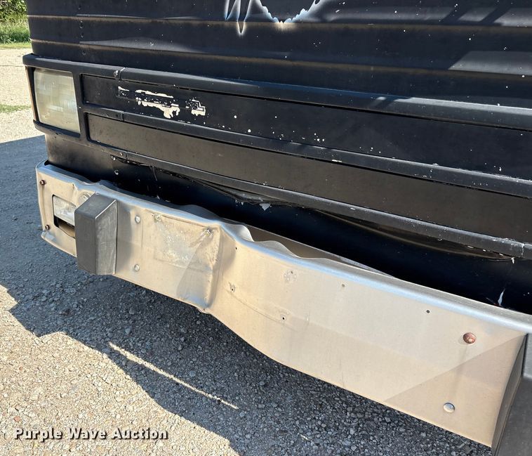 image for item ET7071 1996 Prevost Xl Coach coach bus