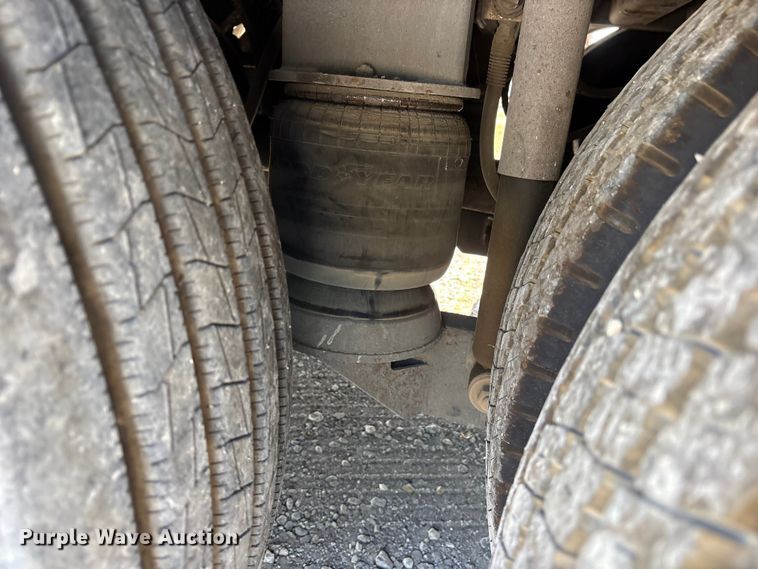 image for item ET7071 1996 Prevost Xl Coach coach bus