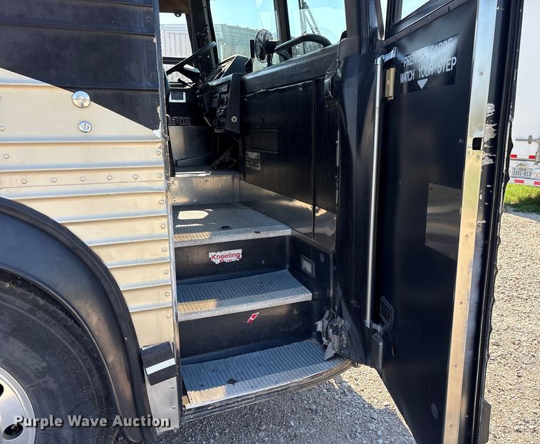 image for item ET7071 1996 Prevost Xl Coach coach bus