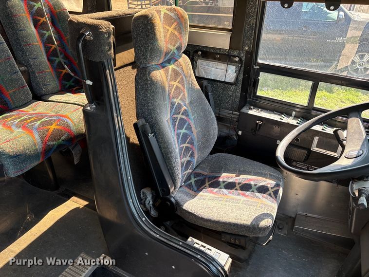 image for item ET7071 1996 Prevost Xl Coach coach bus