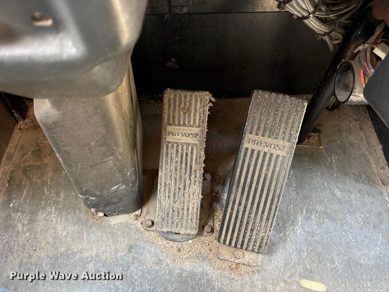 image for item ET7071 1996 Prevost Xl Coach coach bus