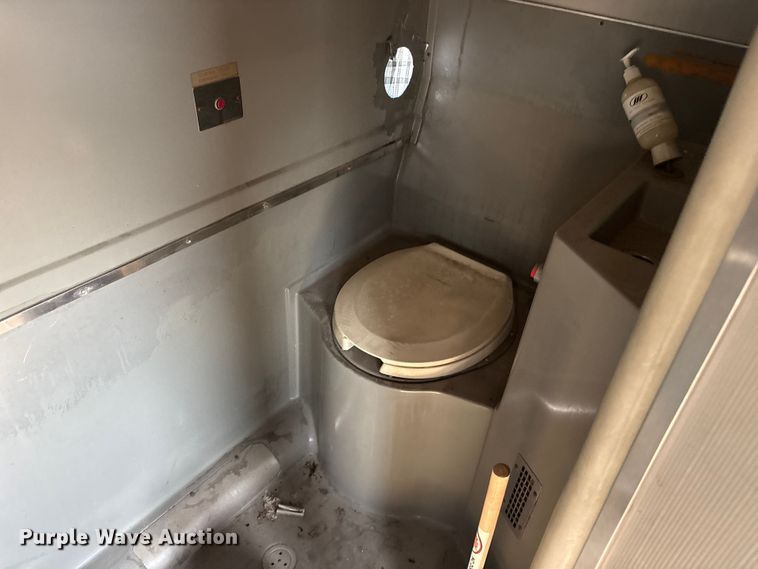 image for item ET7071 1996 Prevost Xl Coach coach bus