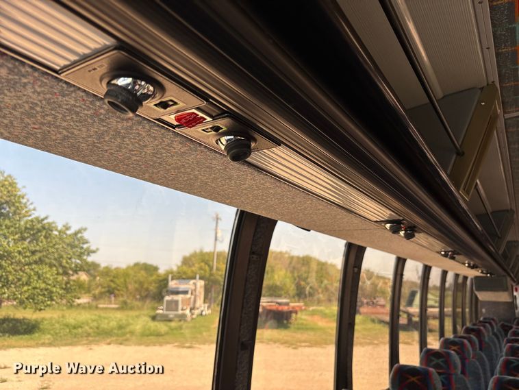 image for item ET7071 1996 Prevost Xl Coach coach bus