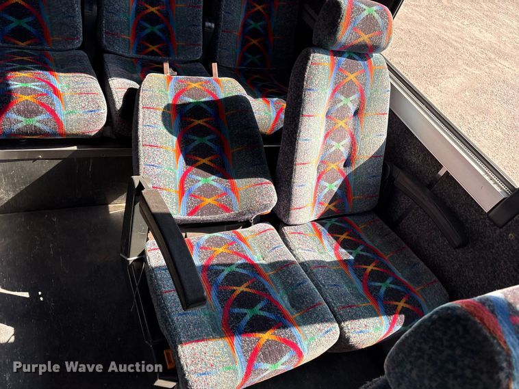 image for item ET7071 1996 Prevost Xl Coach coach bus