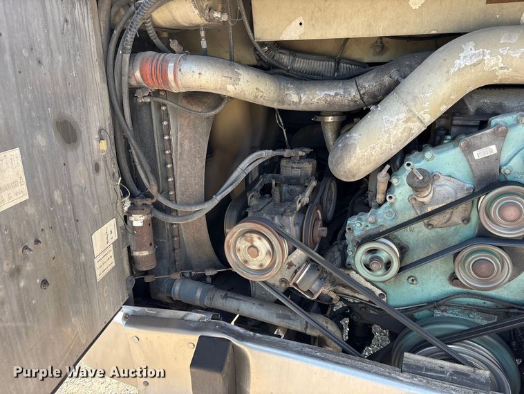 image for item ET7071 1996 Prevost Xl Coach coach bus