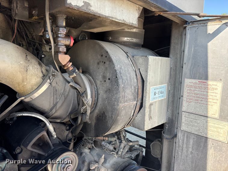 image for item ET7071 1996 Prevost Xl Coach coach bus