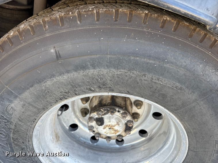 image for item ET7071 1996 Prevost Xl Coach coach bus