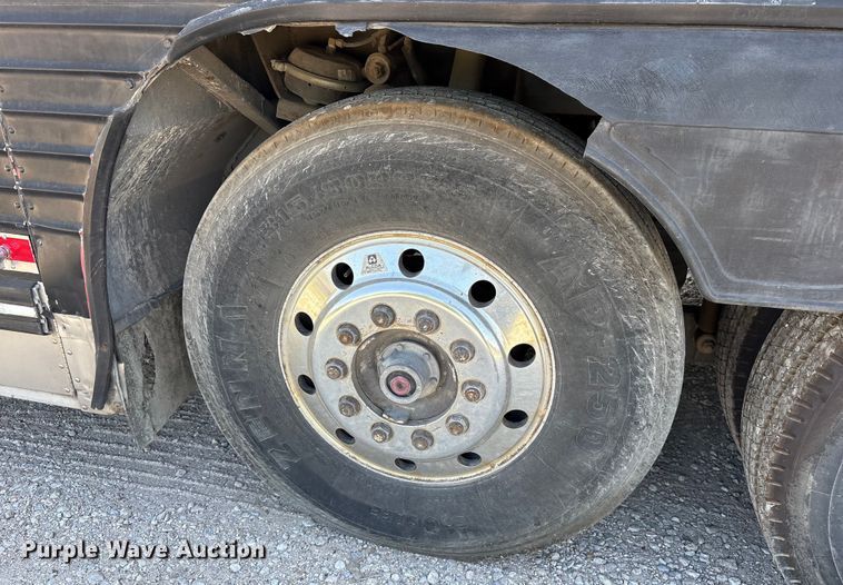 image for item ET7071 1996 Prevost Xl Coach coach bus