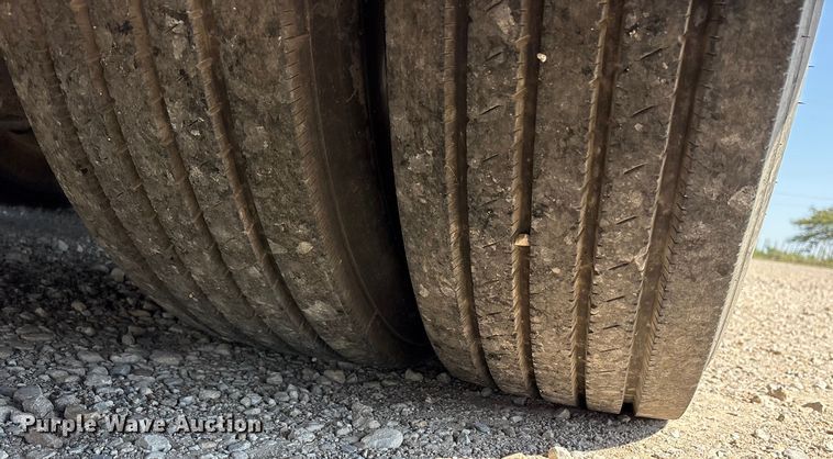 image for item ET7071 1996 Prevost Xl Coach coach bus