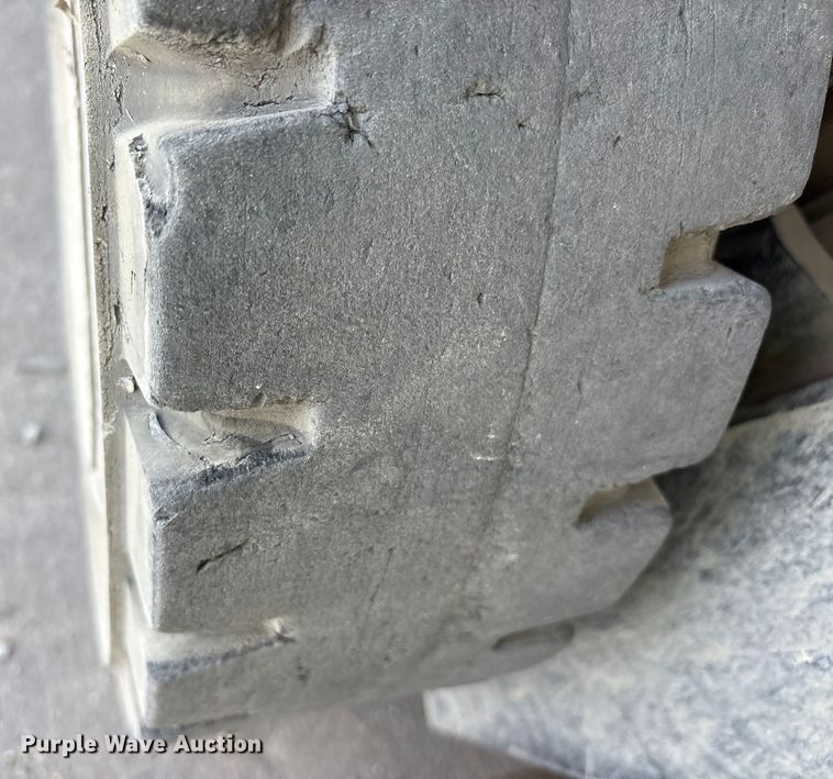 image for item ET7075 2017 UniCarriers PF50 forklift