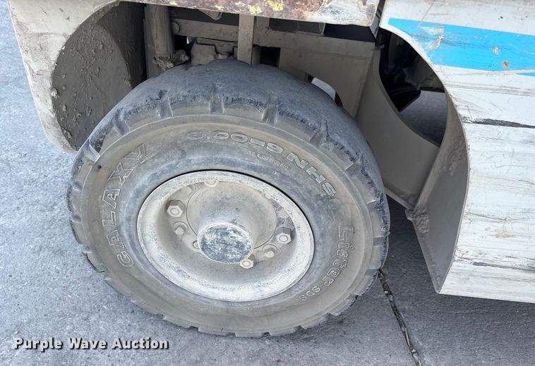 image for item ET7075 2017 UniCarriers PF50 forklift