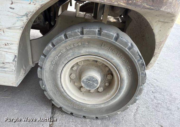 image for item ET7075 2017 UniCarriers PF50 forklift