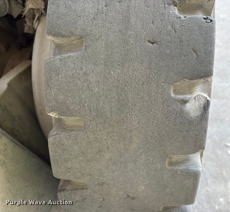 image for item ET7075 2017 UniCarriers PF50 forklift