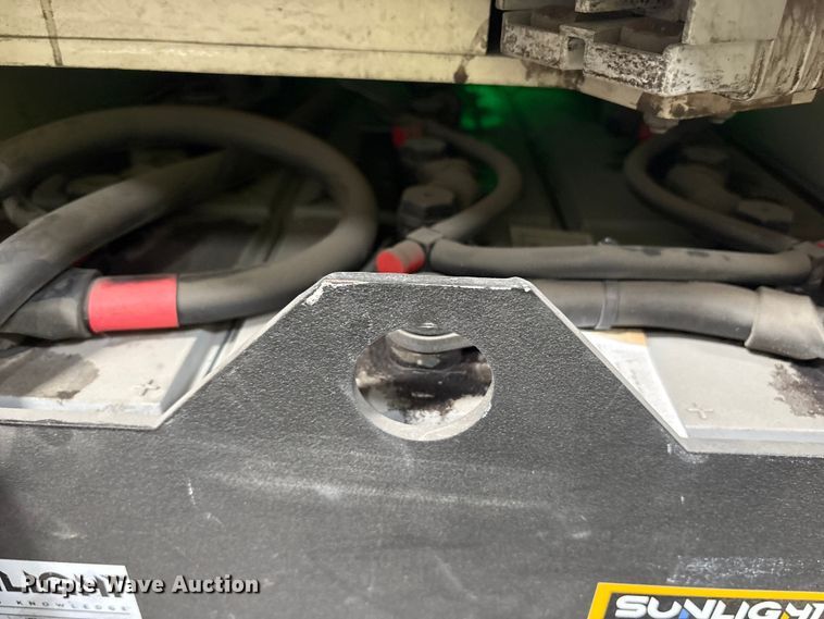 image for item ET7076 2016 Crown RC5530-35 forklift