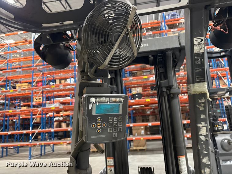 image for item ET7076 2016 Crown RC5530-35 forklift