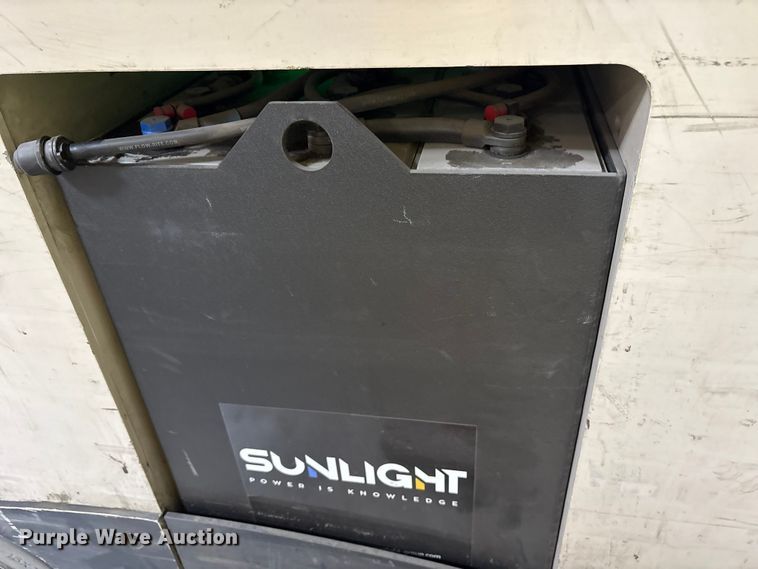 image for item ET7076 2016 Crown RC5530-35 forklift