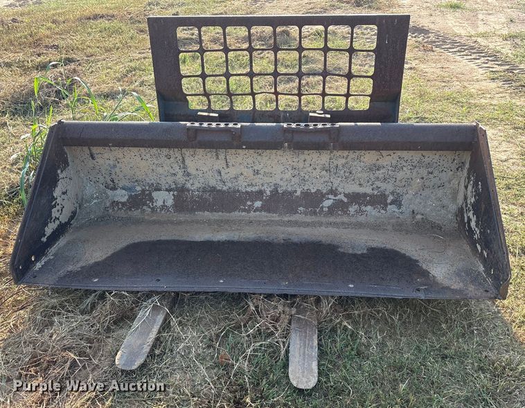 image for item ET7082 Skid steer attachments 