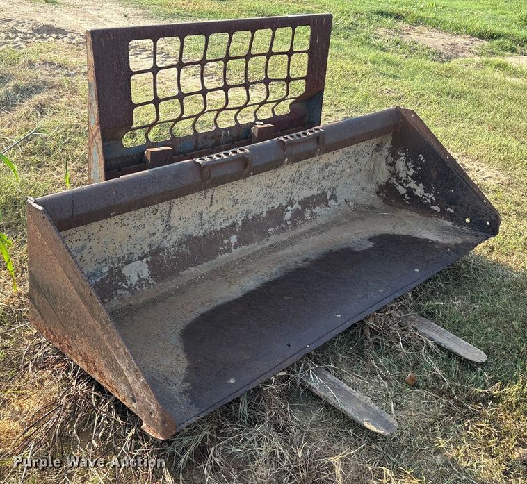 image for item ET7082 Skid steer attachments 