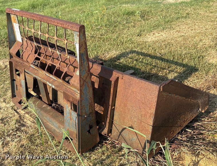 image for item ET7082 Skid steer attachments 