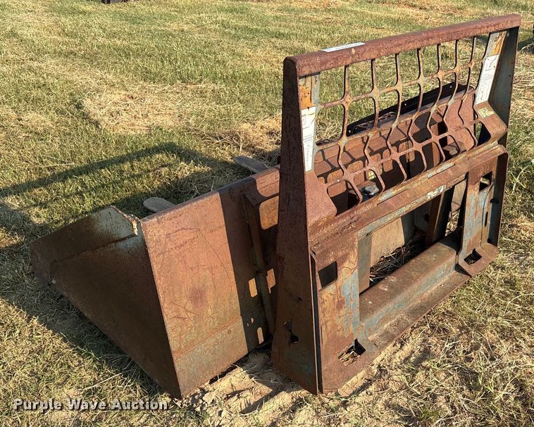 image for item ET7082 Skid steer attachments 