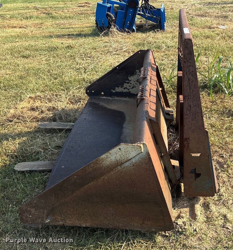 image for item ET7082 Skid steer attachments 