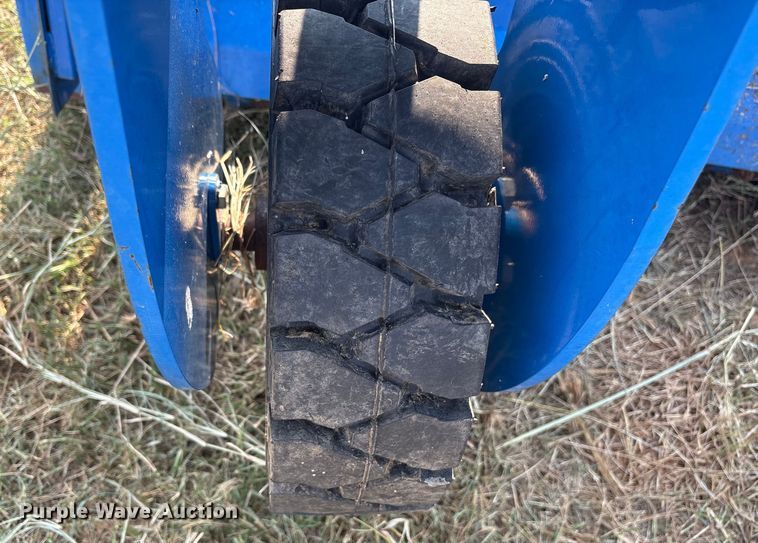 image for item ET7087 2022 Topcat SSSCR72 skid steer power rake