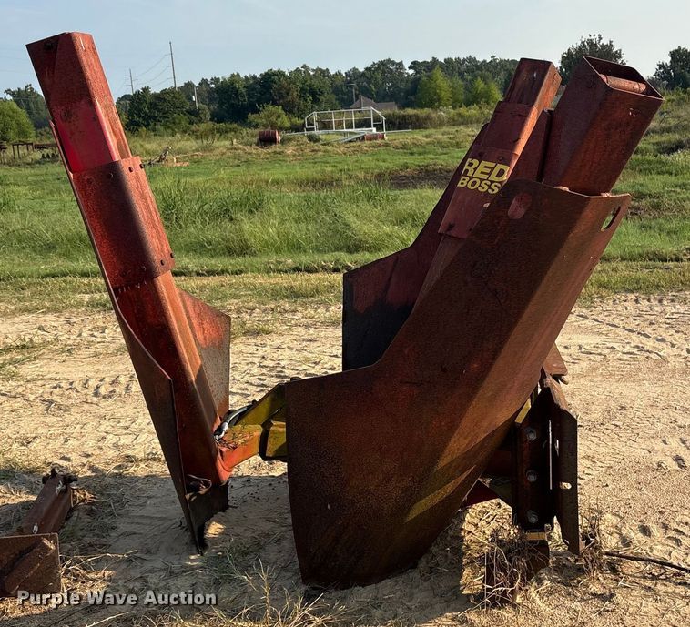 image for item ET7088 1999 Red Boss 1.38 skid steer tree spade