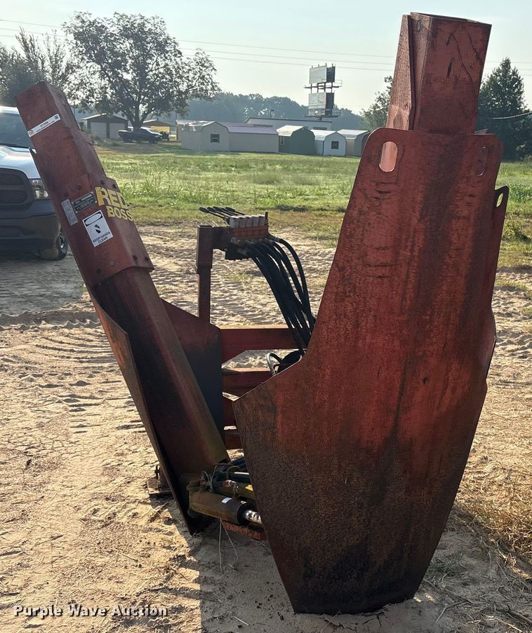 image for item ET7088 1999 Red Boss 1.38 skid steer tree spade