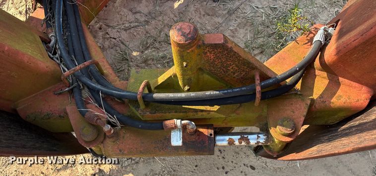 image for item ET7088 1999 Red Boss 1.38 skid steer tree spade