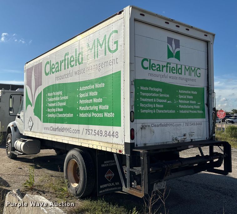 image for item ET8528 2013 International 4300 box truck