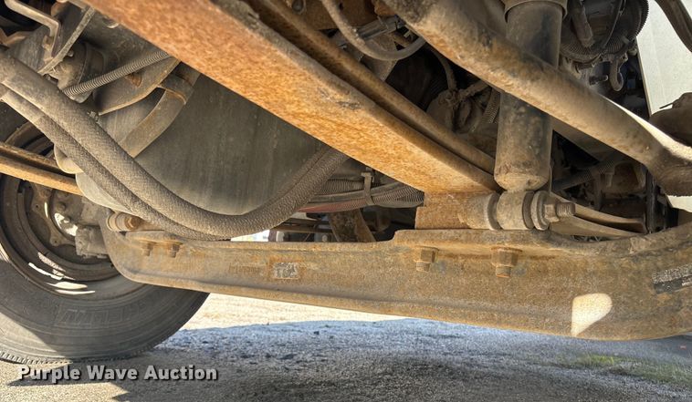 image for item ET8528 2013 International 4300 box truck