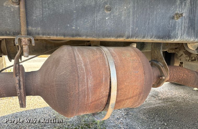 image for item ET8528 2013 International 4300 box truck