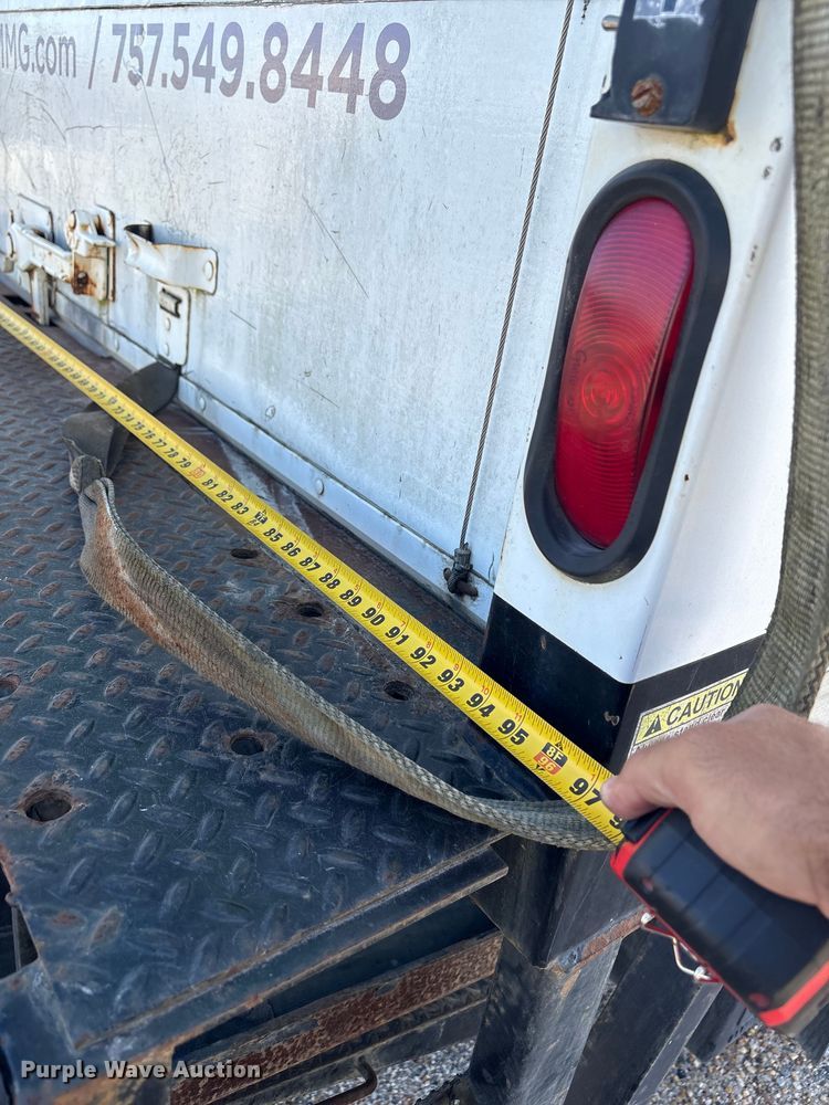 image for item ET8528 2013 International 4300 box truck