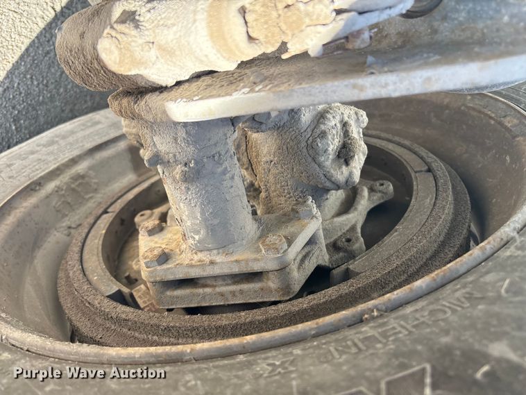 image for item ET8528 2013 International 4300 box truck