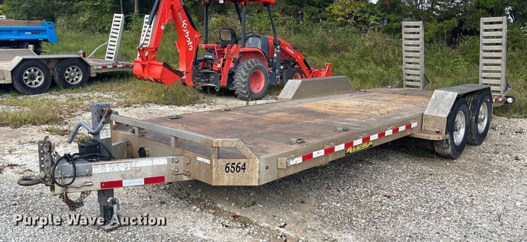 image for item ET8546 2020 Aluma utility trailer