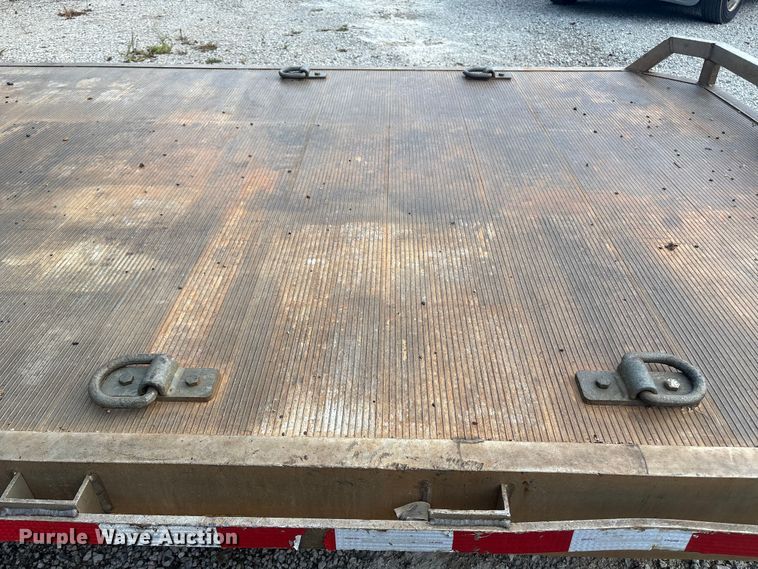 image for item ET8546 2020 Aluma utility trailer