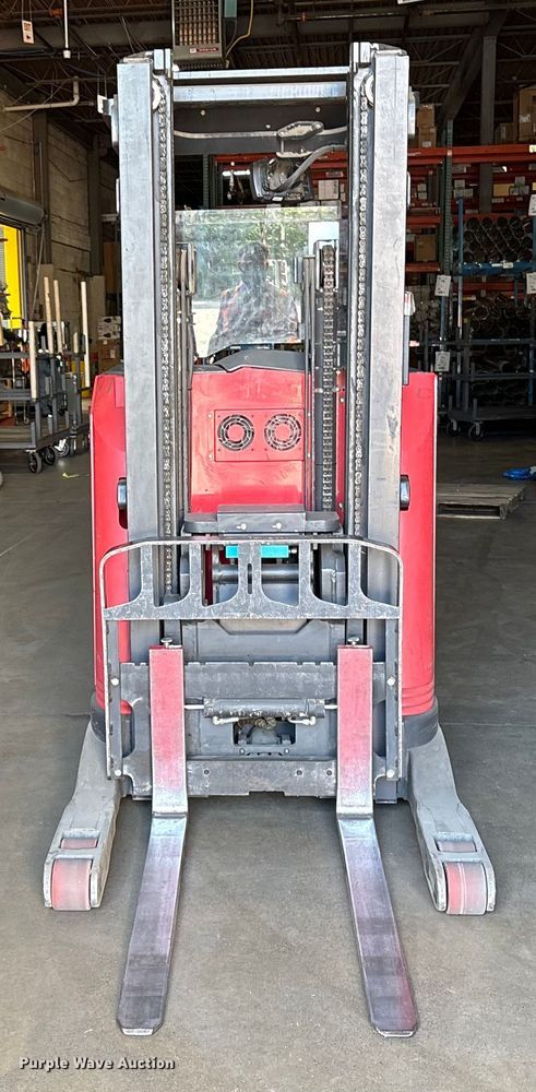 image for item ET8550 2018 Raymond 720-R35TT reach truck