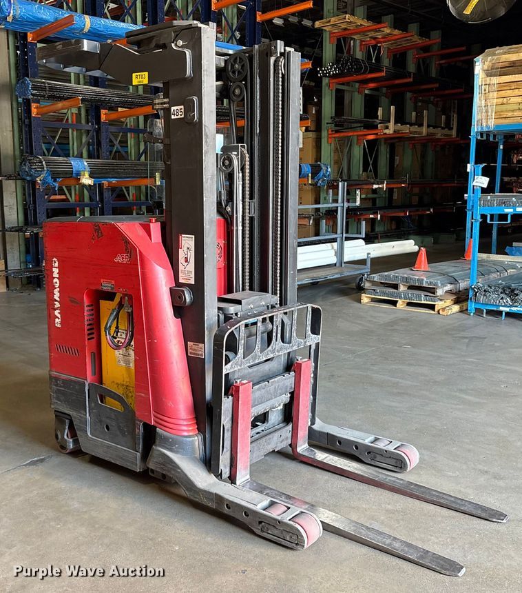 image for item ET8550 2018 Raymond 720-R35TT reach truck