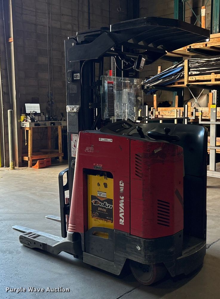 image for item ET8550 2018 Raymond 720-R35TT reach truck
